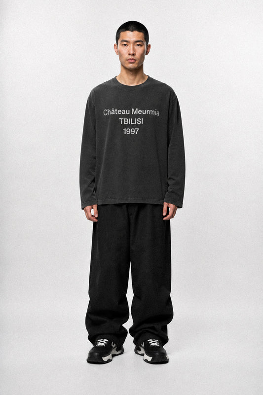 black "chateau 1997" tshirt longsleeve