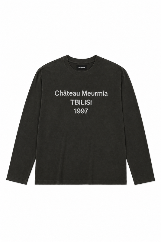 black "chateau 1997" tshirt longsleeve