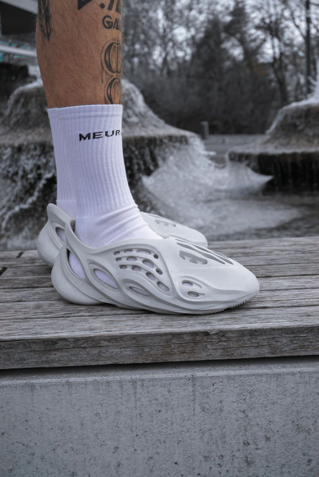 WHITE LOGO SOCKS